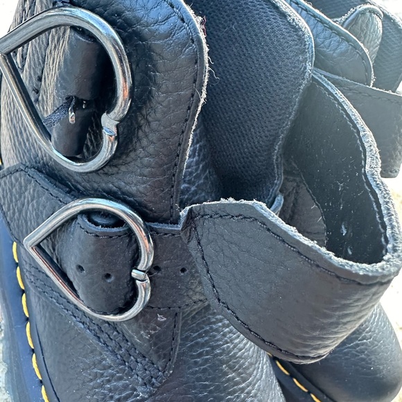 Dr Martens Devon Booties - Picture 3 of 8